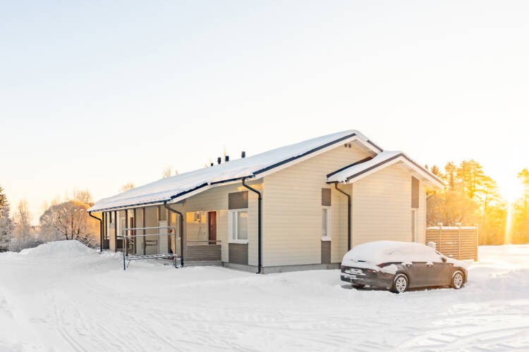 Mäntytie 12 C talvella